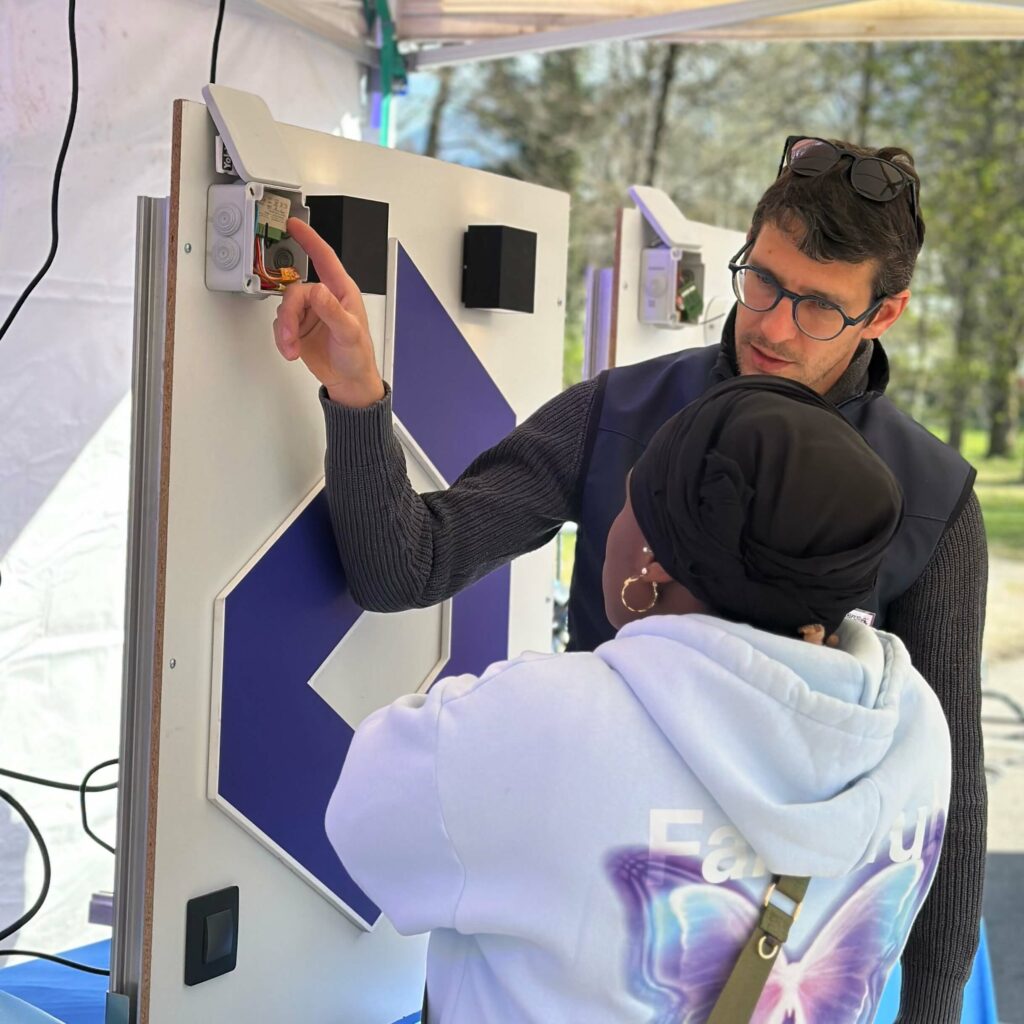 Caravane des Métiers Annecy Duret Electricité