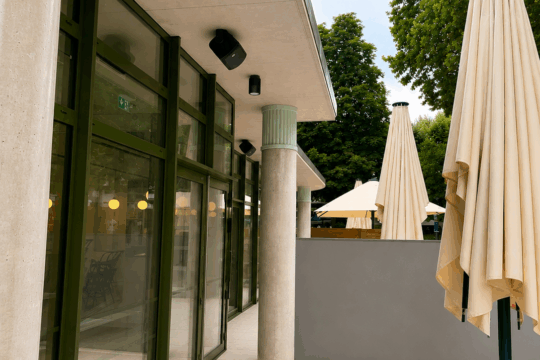 extérieur du restaurant la rotonde à aix les bains