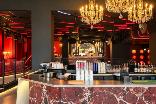 bar boite de nuit nova annecy